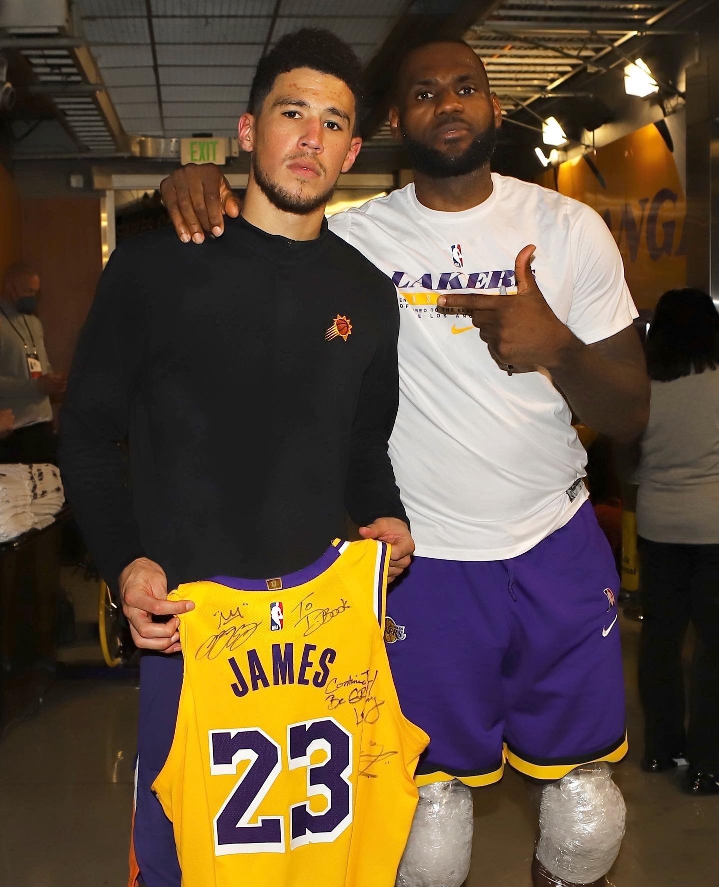 لیگ NBA , عربستان سعودی , تیم بسکتبال لس آنجلس لیکرز , لبران ریمون جیمز ,