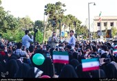  مداحی عبدالرضا هلالی، مهدی رسولی و میثم مطیعی درپویش دعوت حضور میدان راه آهن تهران
