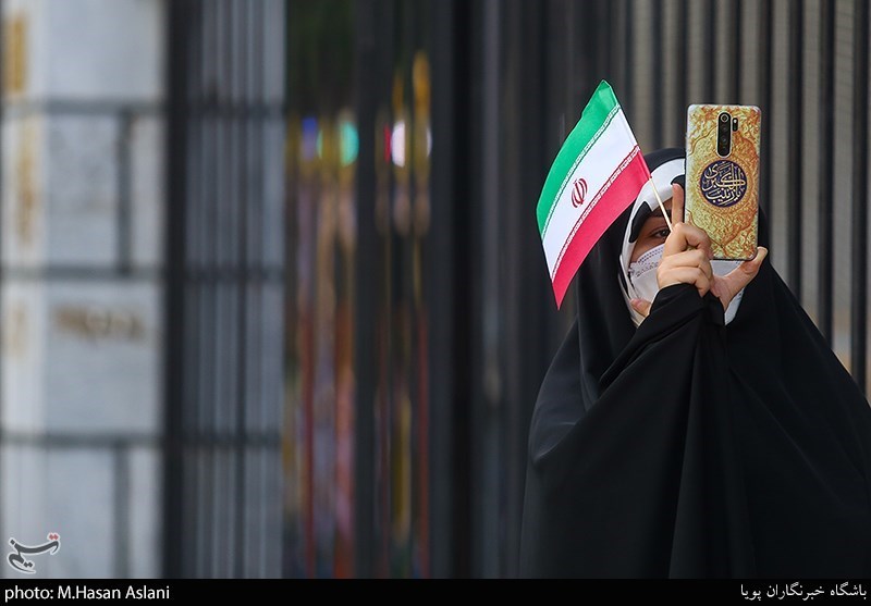 پویش دعوت حضور در میدان راه آهن تهران