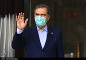 محسن رضایی میرقائد نامزد سیزدهمین دوره ریاست جمهوری اسلامی پای صندوق رای در حرم مطهر حضرت عبدالعظیم حسنی(ع) شهرری