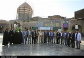 نامزد های نمایندگی ششمین دوره انتخابات شورای شهر تهران پای صندوق رای در شعبه اخذ رأی مستقر در حرم حضرت عبدالعظیم حسنی(ع) جهت شرکت در سیزدهمین دوره انتخابات ریاست جمهوری و شوراهای شهر