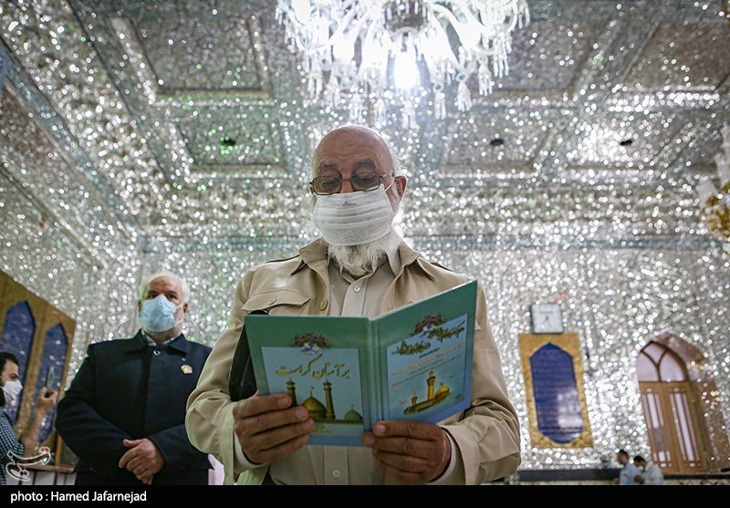 مهدی چمران نمایندگی ششمین دوره انتخابات شورای شهر تهران  در حرم حضرت عبدالعظیم حسنی(ع)