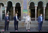 حضور کاندیداهای شورای شهر و مردم پای صندوق های رای