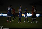 قطع برق ورزشگاه آزادی در دقیقه 84 دیدار تیم های فوتبال استقلال تهران و پدیده مشهد