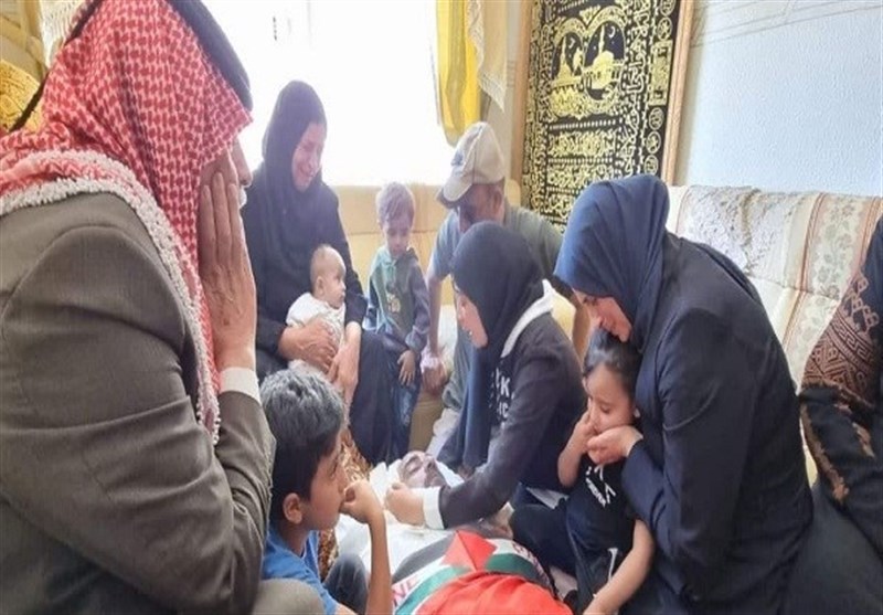 تشییع جنازه «نزار بنات» به تظاهرات ضد «ابومازن» تبدیل شد
