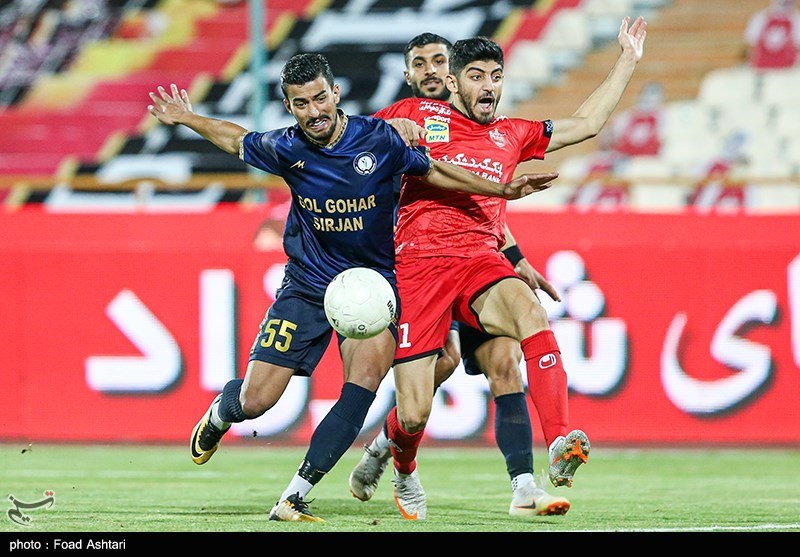 تیم فوتبال پرسپولیس , لیگ برتر فوتبال , تیم فوتبال گل‌گهر سیرجان , 
