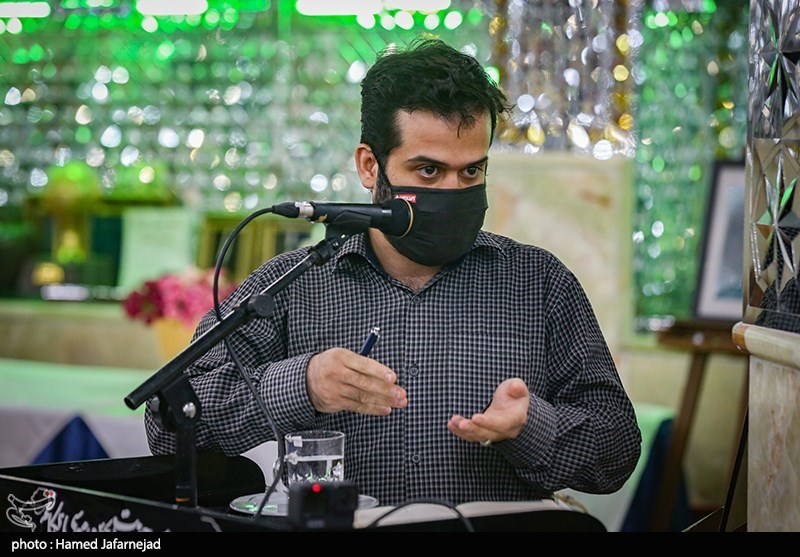 پرسش مجتبی برزگر خبرنگار خبرگزاری تسنیم از مسئولان جشنواره بزرگ صالح