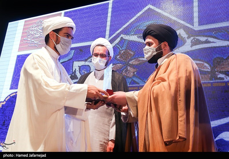 تقدیر از برگزیدگان جشنواره بزرگ صالح