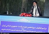 رئیسی در مراسم تحلیف: از هر طرح دیپلماتیک در جهت لغو تحریم ها حمایت می کنیم/ اراده مردم قرار گرفتن کشور در مسیر عدالت، پیشرفت، آزادی و عزت است