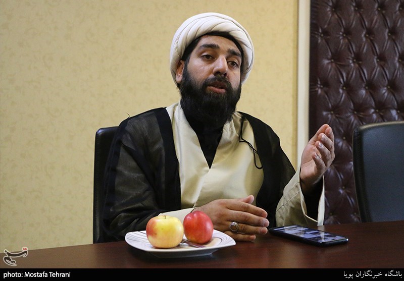 گفت وگو با حجت السلام و محمد تقی وکیل پور