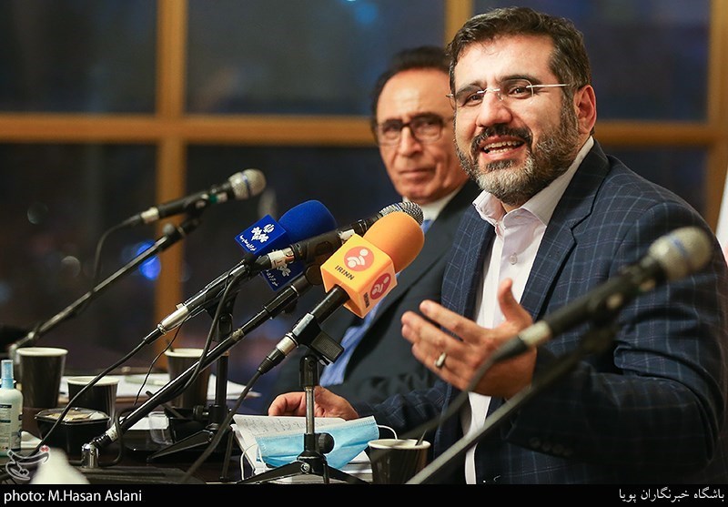 سخنرانی محمد مهدی اسماعیلی وزیر فرهنگ و ارشاد اسلامی در خلوت انس با حضور جمعی از شاعران کشور