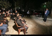 روایتگری حاج حسین یکتا در کهف الشهداء تهران در حاشیه مراسم رونمایی از مستند دستمال سرخها 