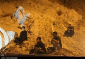 مراسم رونمایی از مستند دستمال سرخها در  کهف الشهداء تهران