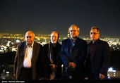 رزمندگان دفاع مقدس(گروه دستمال سرخها) در حاشیه مراسم رونمایی از مستند دستمال سرخها 