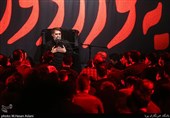 مداحی محمدحسین پویانفر در عزاداری شب اربعین حسینی،امام زاده صالح (ع)