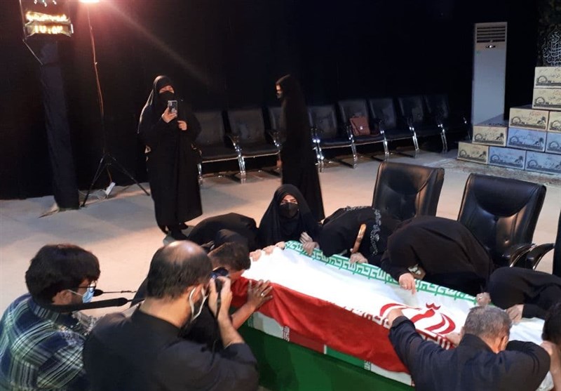 مراسم وداع با پیکر شهید هادی شریفی
