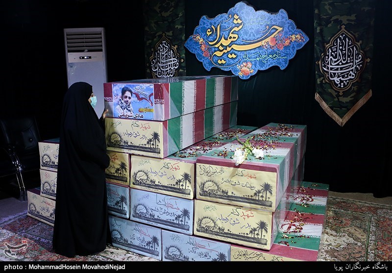 وداع با پیکر شهید مدافع حرم هادی شریفی