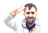 پویانفر "عشق یعنی به تو رسیدن" را با بیمار سرطانی همخوانی کرد + فیلم