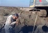 تفحص پیکر مطهر 3 شهید دفاع مقدس در عراق+فیلم