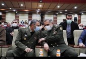 امیر سرتیپ آشتیانی  وزیر دفاع و امیر سرلشکر سید عبدالرحیم موسوی فرمانده کل ارتش 
