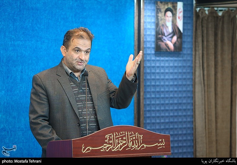 خاطره گویی محمد اسماعیل کی پور در چهارمین شب برنامه همسنگر-مدافعان حرم
