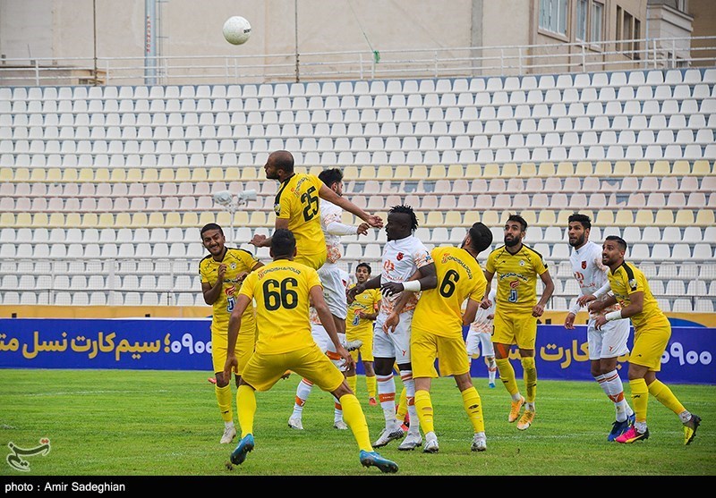 تیم فوتبال پرسپولیس , لیگ برتر فوتبال , تیم فوتبال استقلال , تیم فوتبال سپاهان اصفهان , تیم فوتبال فولاد خوزستان , فوتبال , 