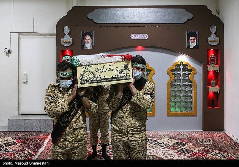 وداع با پیکر شهید دفاع مقدس باب‌الله داوودی