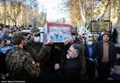 ورود پیکر شهید «حسن ایرلو» سفیر ایران در یمن به محوطه باغ ملی (درب وزارت خارجه) جهت تشییع