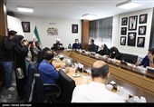 نشست عوامل مستند "خاطرات آن مرد" 