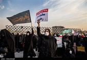 بزرگداشت یوم الله 9 دی در میدان امام حسین