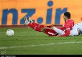 دیدار تیم‌های فوتبال پرسپولیس و تراکتور