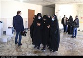 مادر شهید خردسال محمدطاها اقدامی که در حادثه تروریستی اهواز به شهادت رسید در اولین جلسه دادگاه سرکرده گروهک تروریستی الاحوازیه