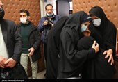 مادر شهید خردسال محمدطاها اقدامی که در حادثه تروریستی اهواز به شهادت رسید در اولین جلسه دادگاه سرکرده گروهک تروریستی الاحوازیه