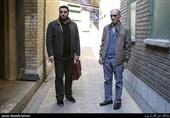 گفت و گو با محمد جهان بین در موزه عبرت