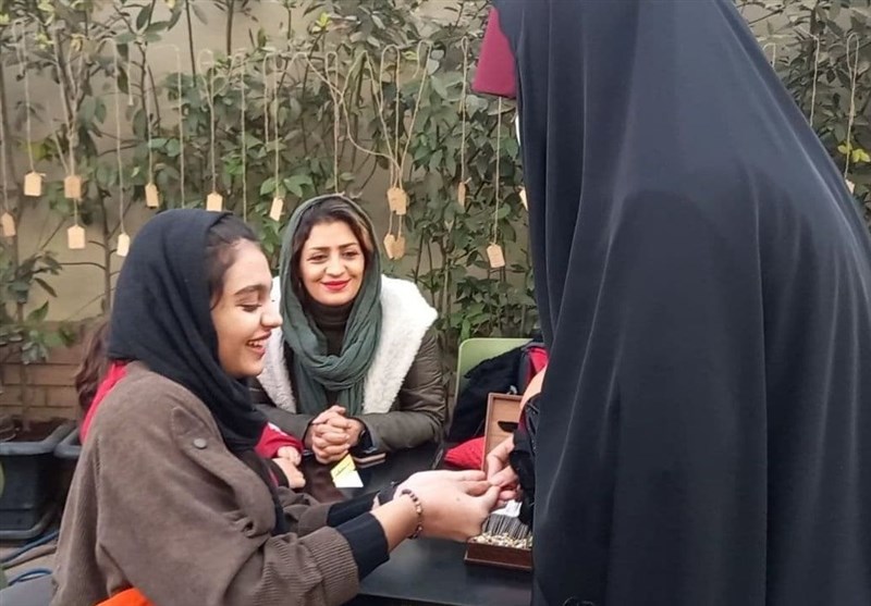عفاف و حجاب , امربه معروف و نهی از منکر , سبک زندگی , شهید ,