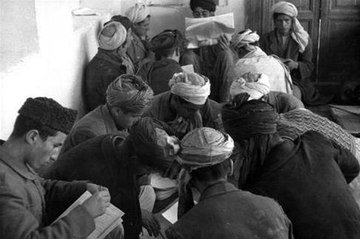 سازمان نهضت سواد آموزی , رئیس نهضت سواد آموزی , 
