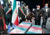  ادای احترام به دوشهید گمنام دفاع مقدس در مراسم بزرگداشت دومین سالگرد شهادت شهید اصغر پاشاپور از یاران نزدیک شهید حاج قاسم سلیمانی