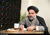 گفت و گو با حجت الاسلام حسینی الست