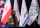 مارال جیرانی برنده سیمرغ بهترین طراحی لباس در مراسم اختتامیه چهلمین جشنواره فیلم فجر