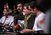 اجرای گروه نوای سیمره به خوانندگی و آهنگسازی مهران غضنفری در چهارمین شب جشنواره موسیقی فجر