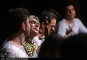 اجرای گروه نوای سیمره به خوانندگی و آهنگسازی مهران غضنفری در چهارمین شب جشنواره موسیقی فجر