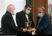 اختتامیه شانزدهمین جشنواره کتاب سال پاسداران اهل قلم