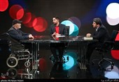  جمال شورجه چهره‌ هنری سال سینمای انقلاب و  محمدخزاعی رئیس سازمان سینمایی