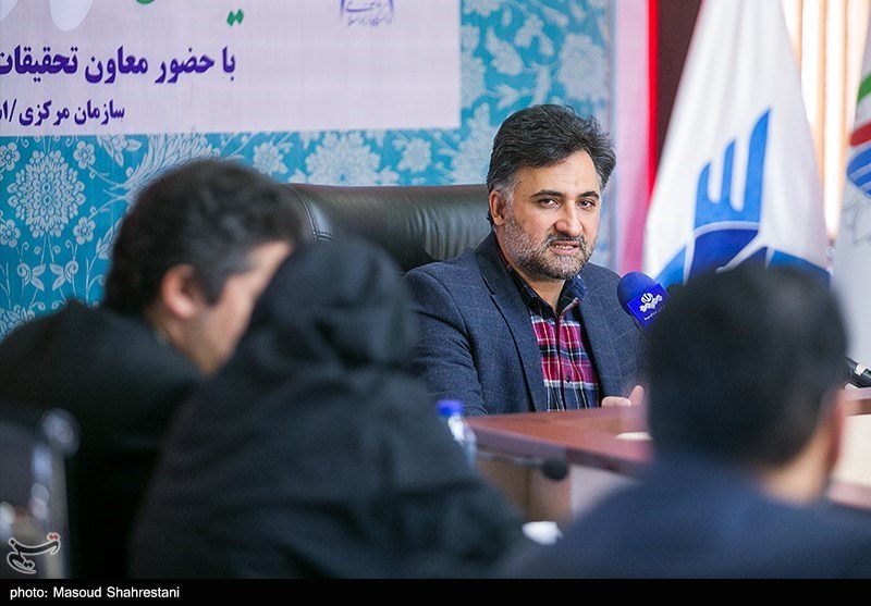 نشست خبری روح الله دهقانی فیروزآبادی، معاون تحقیقات فناوری و نوآوری دانشگاه آزاد اسلامی