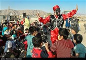 جشن نوروزی کودکان کار در کوره های آجرپزی
