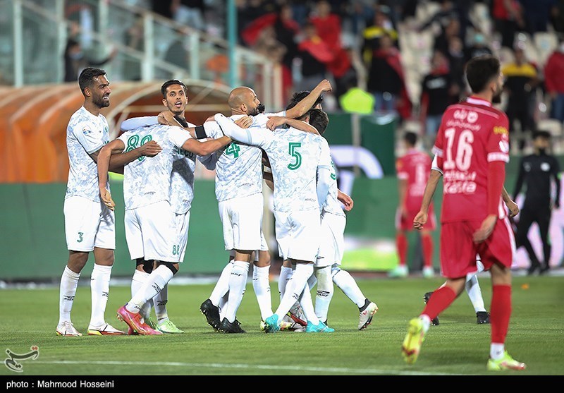 تیم فوتبال آلومینیوم اراک , تیم فوتبال پرسپولیس , وحید فاضلی , 