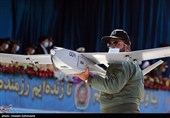 پهپاد دست پرتاب چمرش 2 در مراسم رژه روز ارتش جمهوری اسلامی ایران