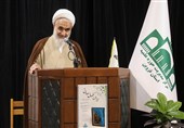 امام جمعه قزوین: دین‌پژوهان برای مقابله با بحران معنویت در جهان کتب بیشتری تألیف کنند