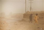 طوفان گردوخاک 100 کیلومتری سیستان را درنوردید