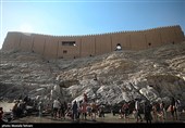 آب تنی در چشمه علی 
